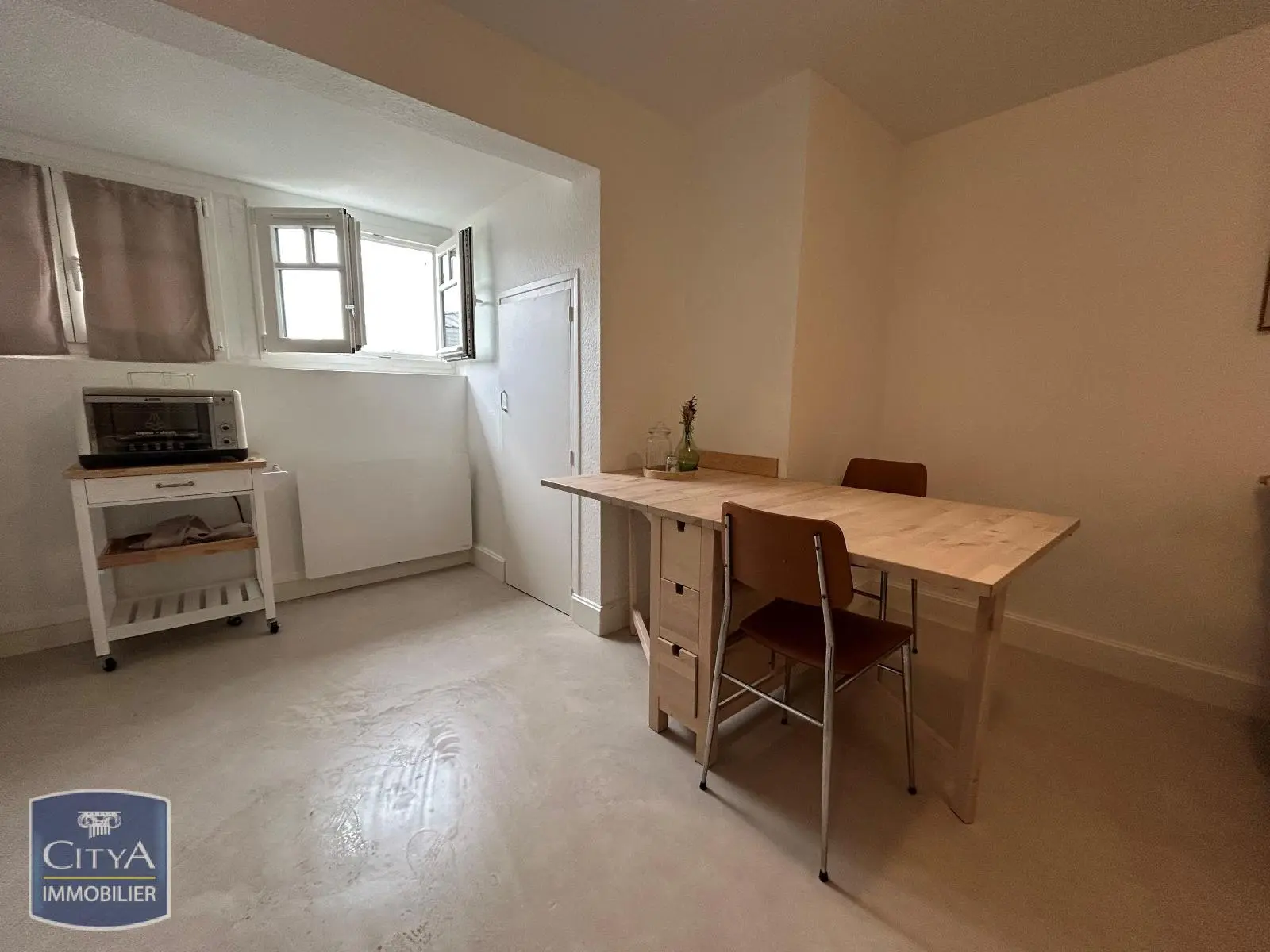 Photo 2 Appartement 1 pièce 17.23m²