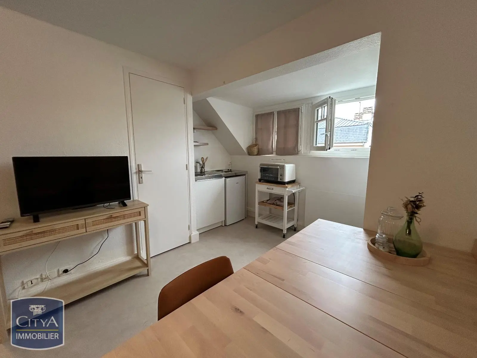 Photo 1 Appartement 1 pièce 17.23m²