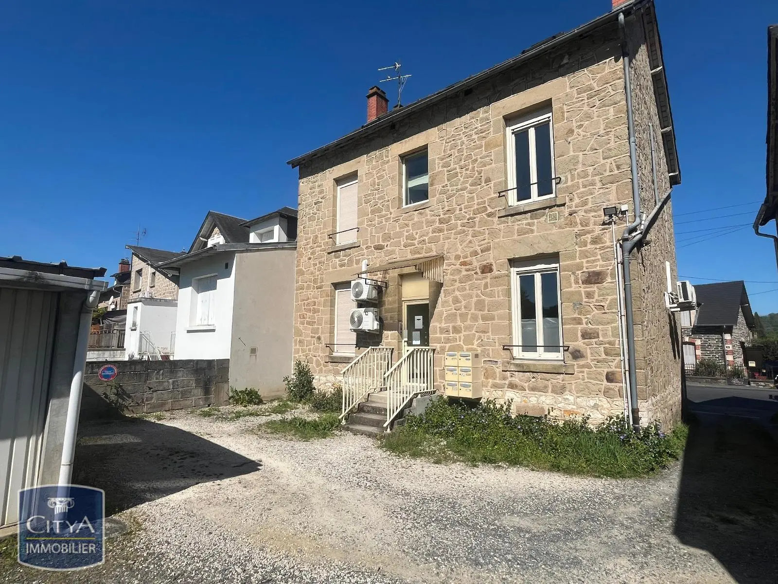 Photo 3 Appartement 1 pièce 27.2m²