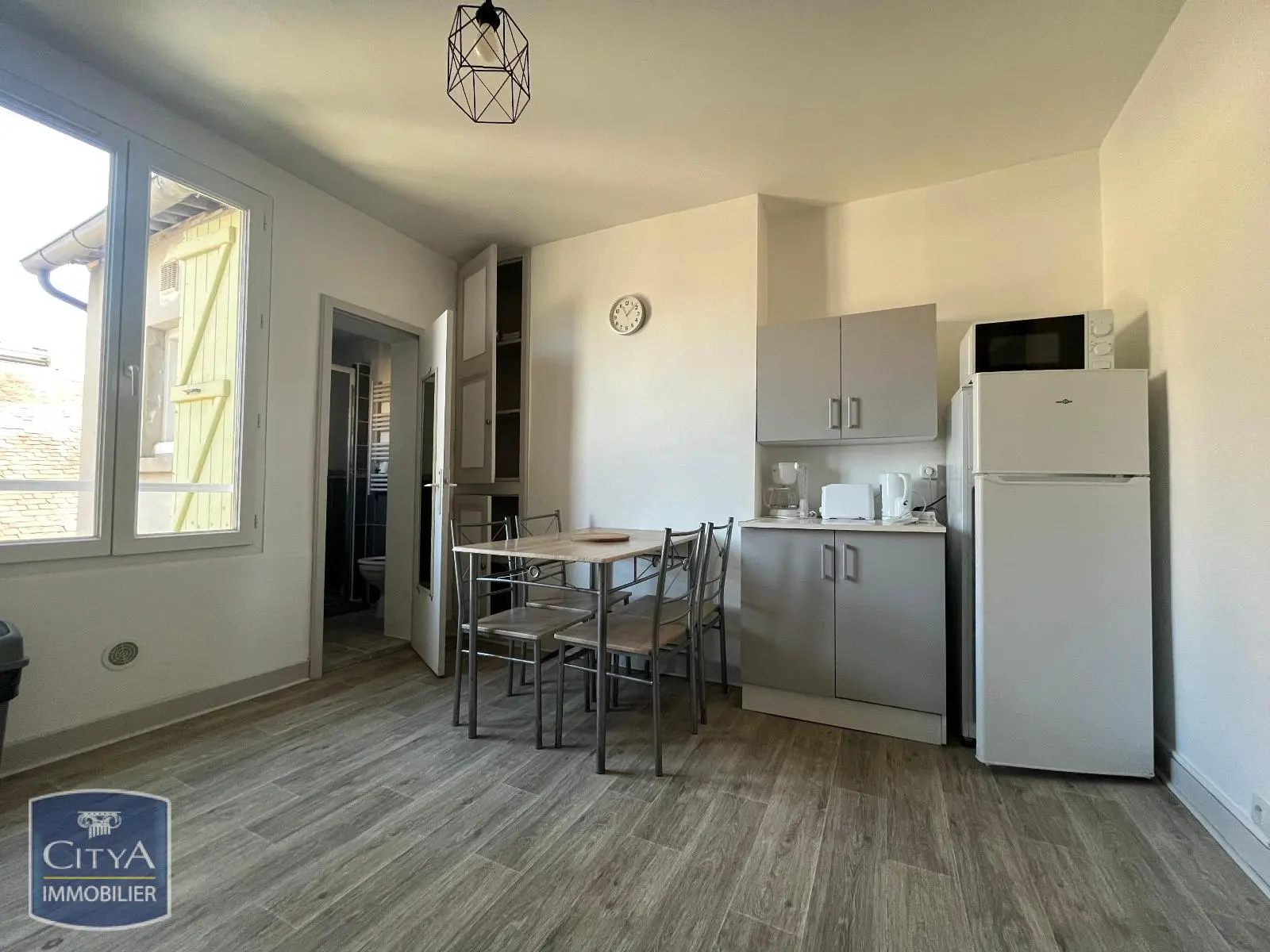 Photo 3 Appartement 1 pièce 27.3m²