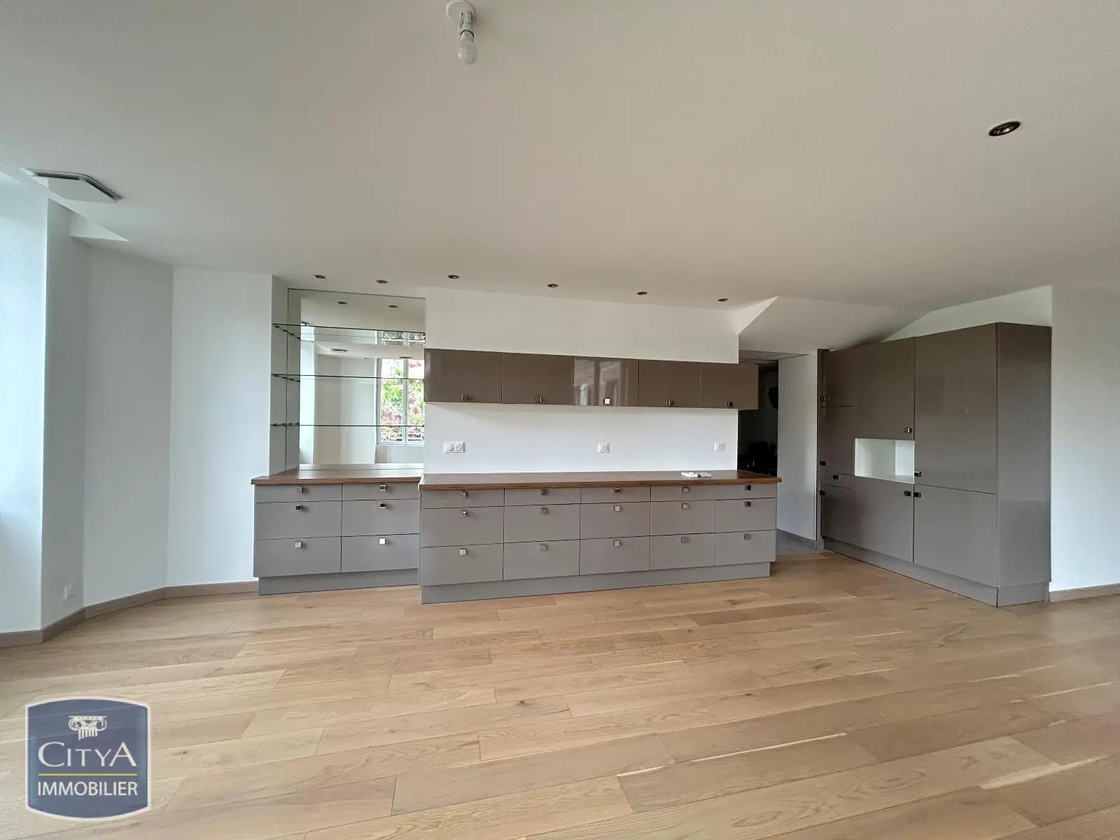 Photo 4 Appartement 5 pièces 118.26m²
