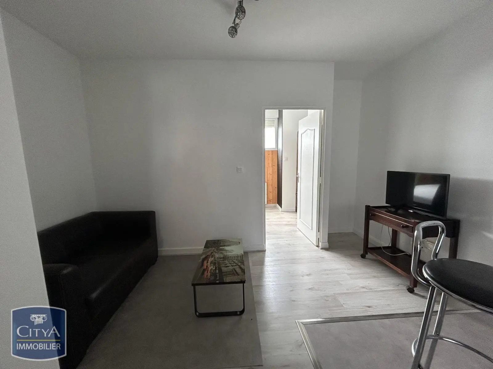 Photo 2 Appartement 2 pièces 31.46m²