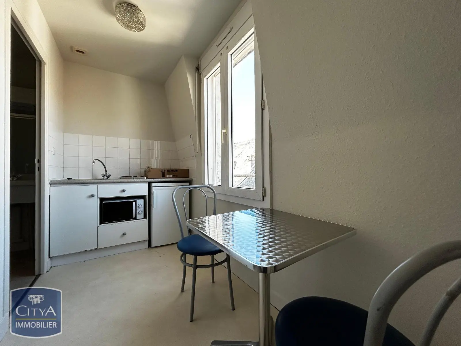 Photo 3 Appartement 1 pièce 22.11m²