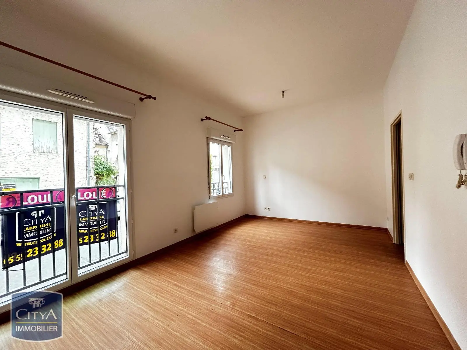 Photo 2 Appartement 1 pièce 33.44m²
