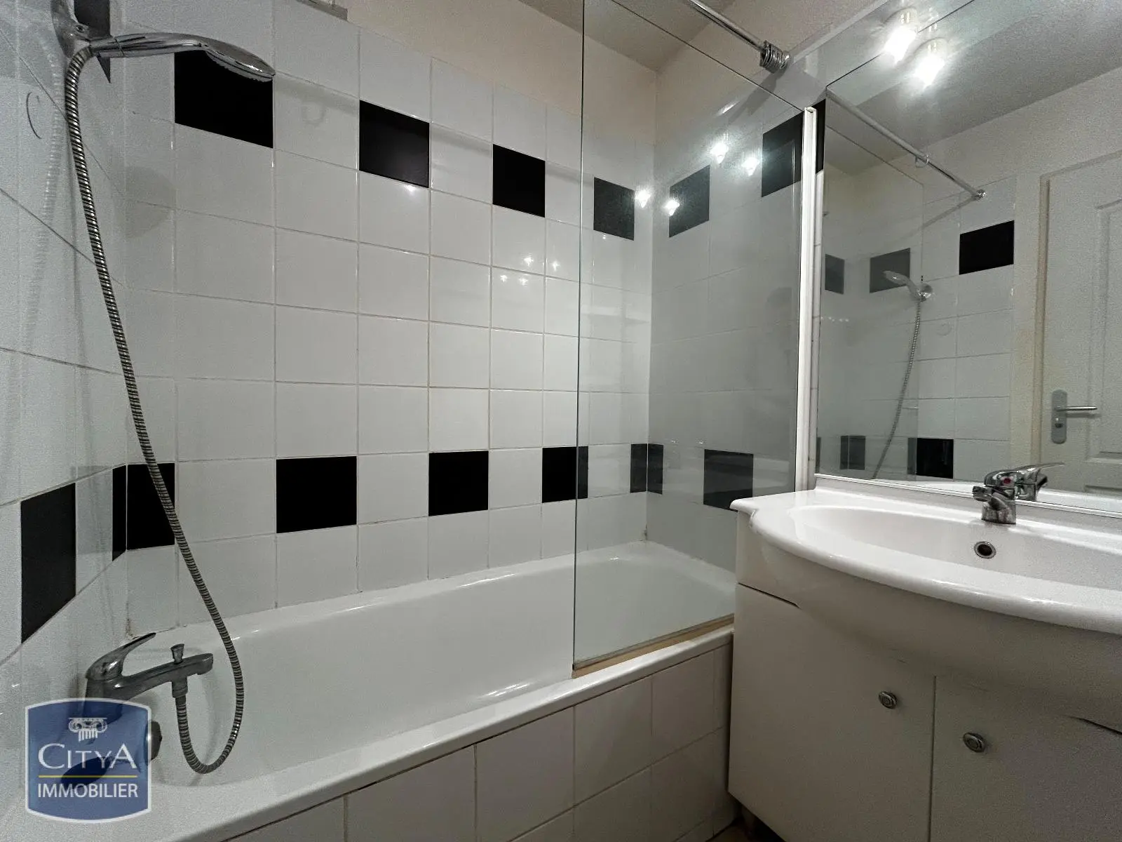 Photo 7 Appartement 2 pièces 33.46m²