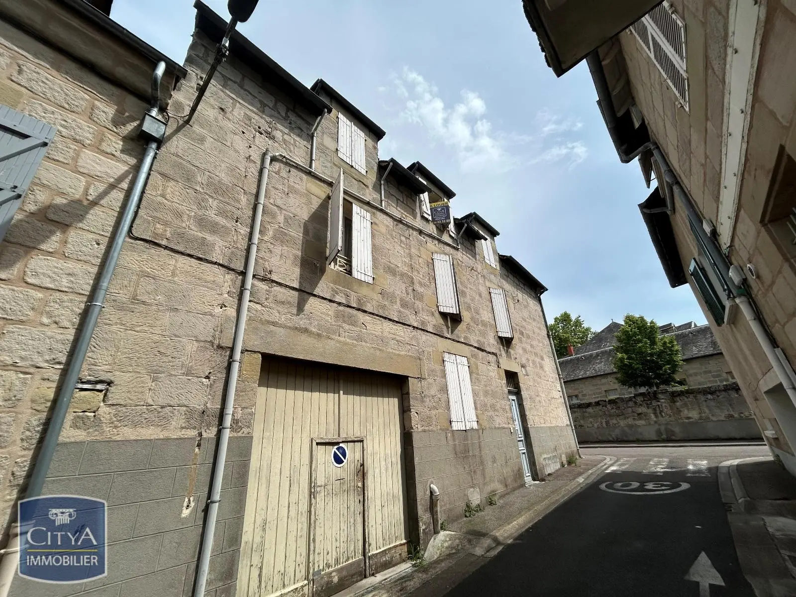Photo 1 Appartement 1 pièce 21.76m²