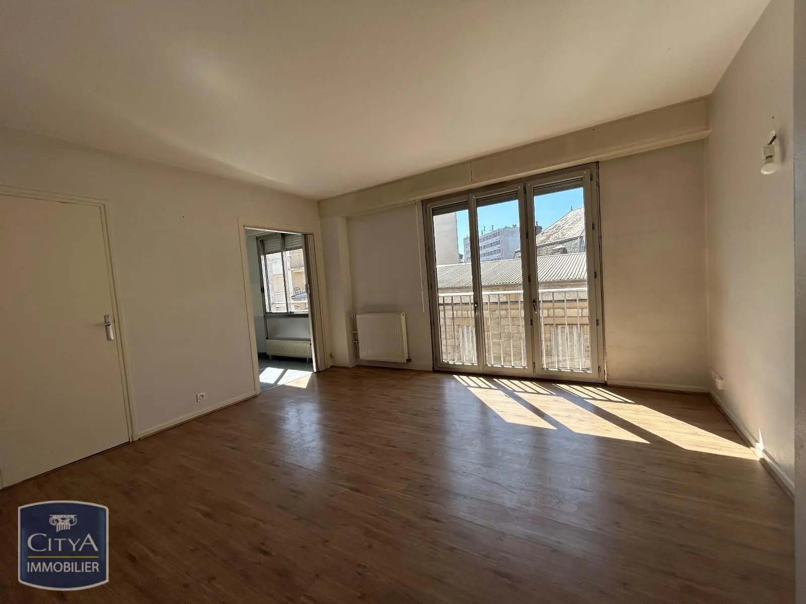 Photo 2 Appartement 1 pièce 28.2m²