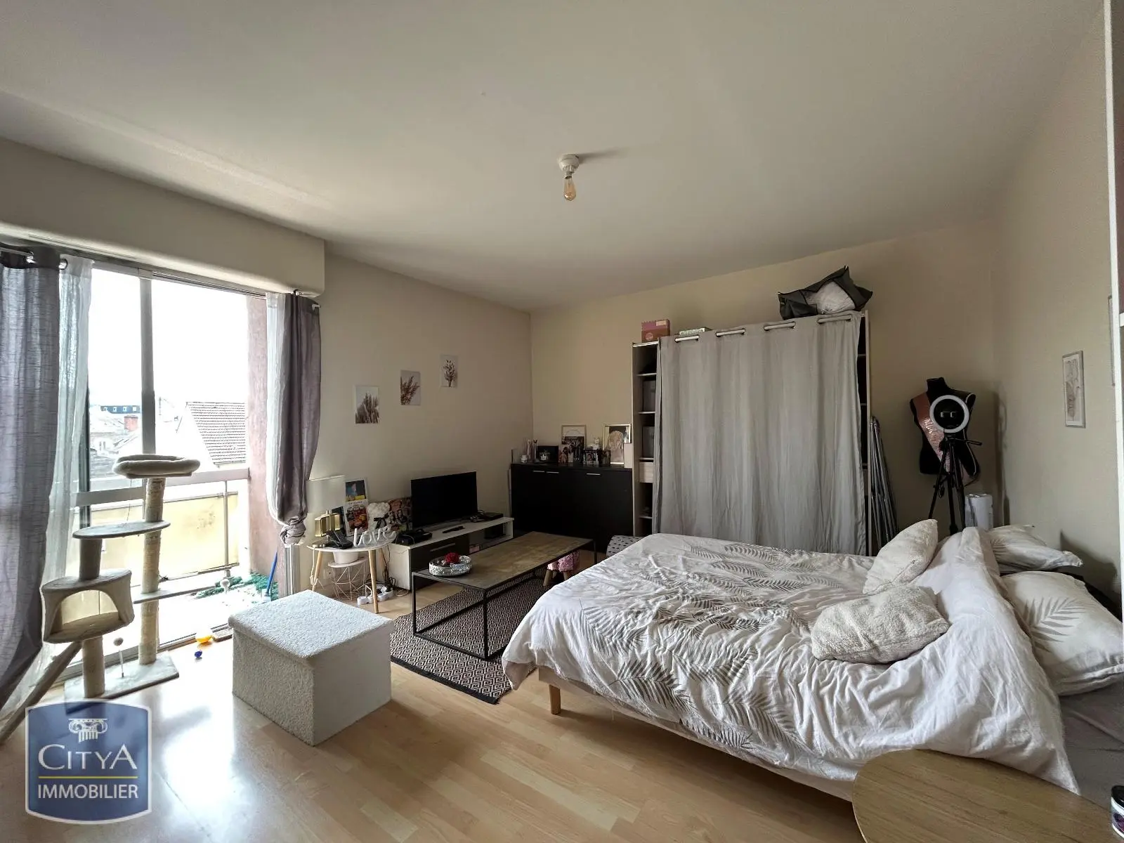 Photo 2 Appartement 1 pièce 33.99m²