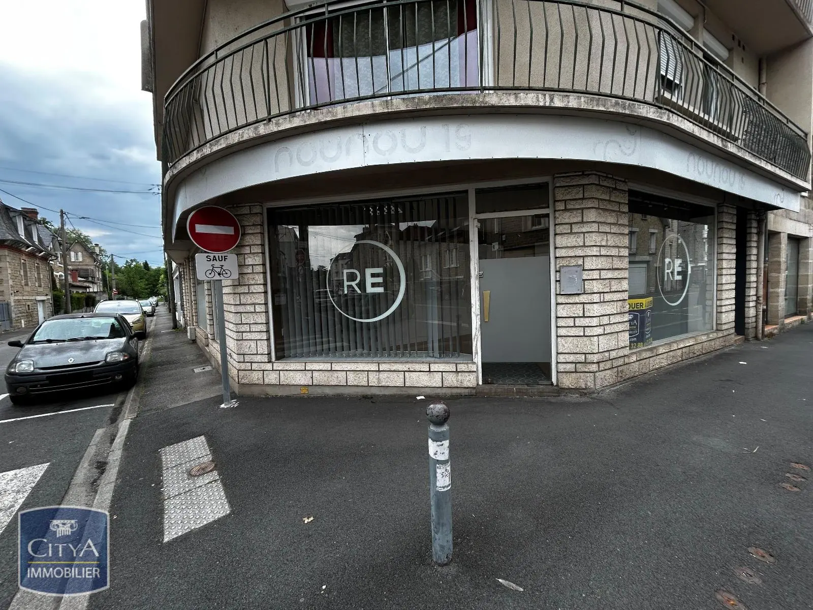 Photo 1 Local Commercial 65m²