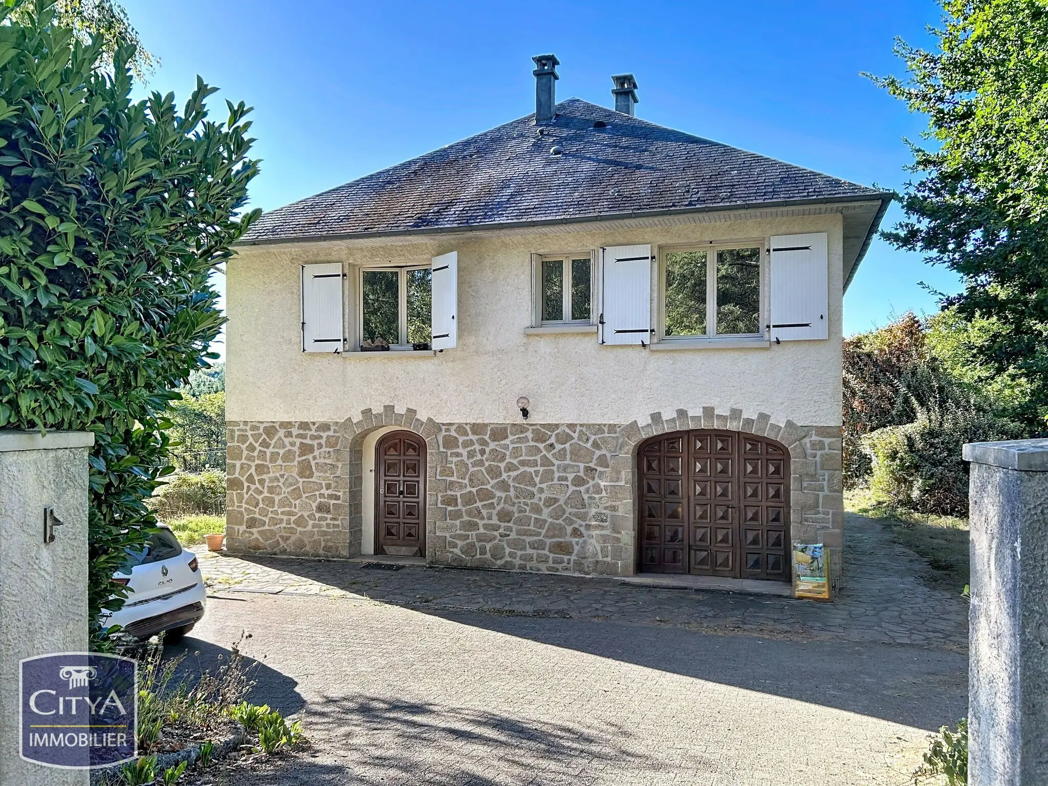 Photo 1 Maison 5 pièces 158m²