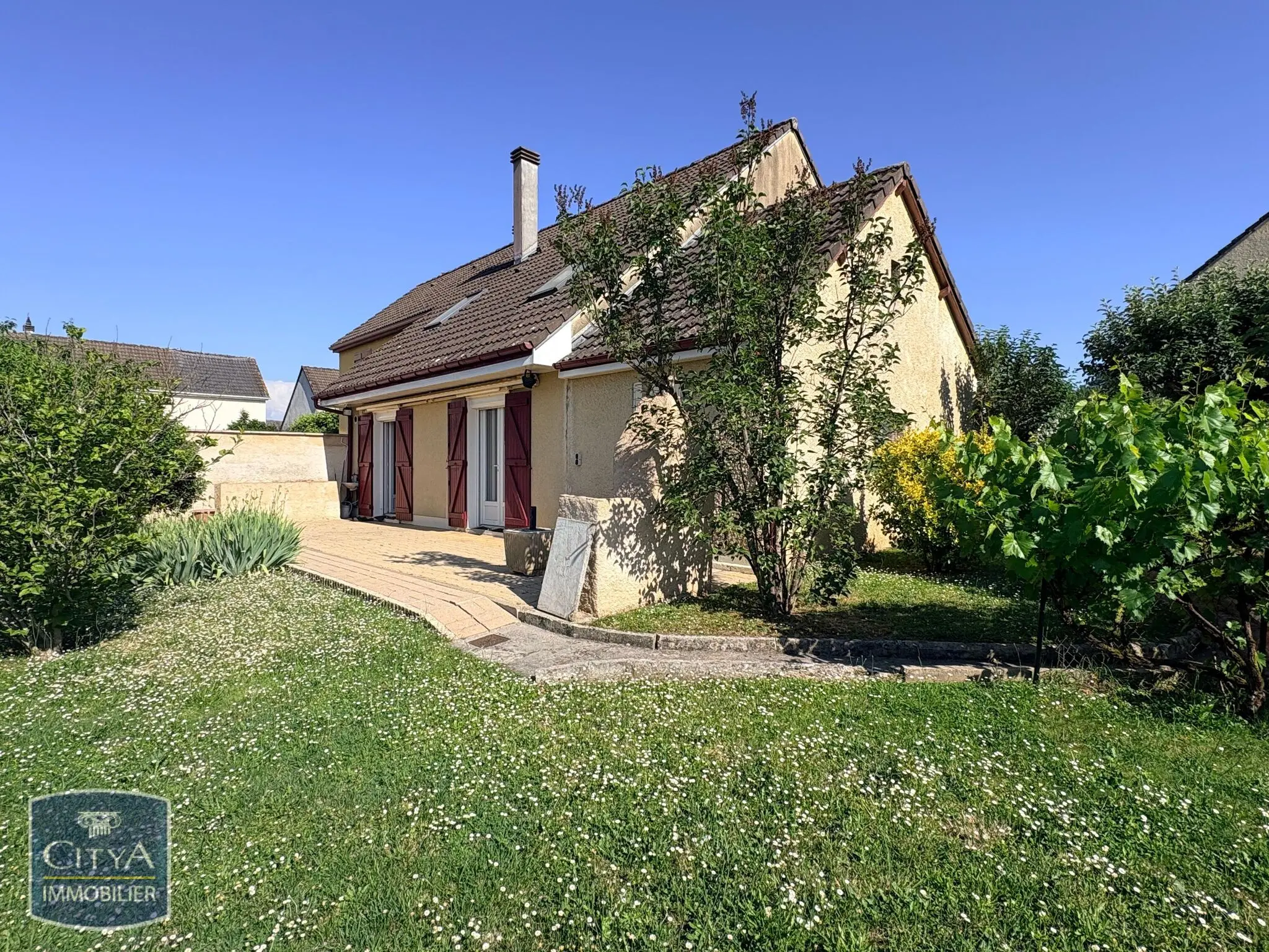 Photo 1 Maison 5 pièces 90m²