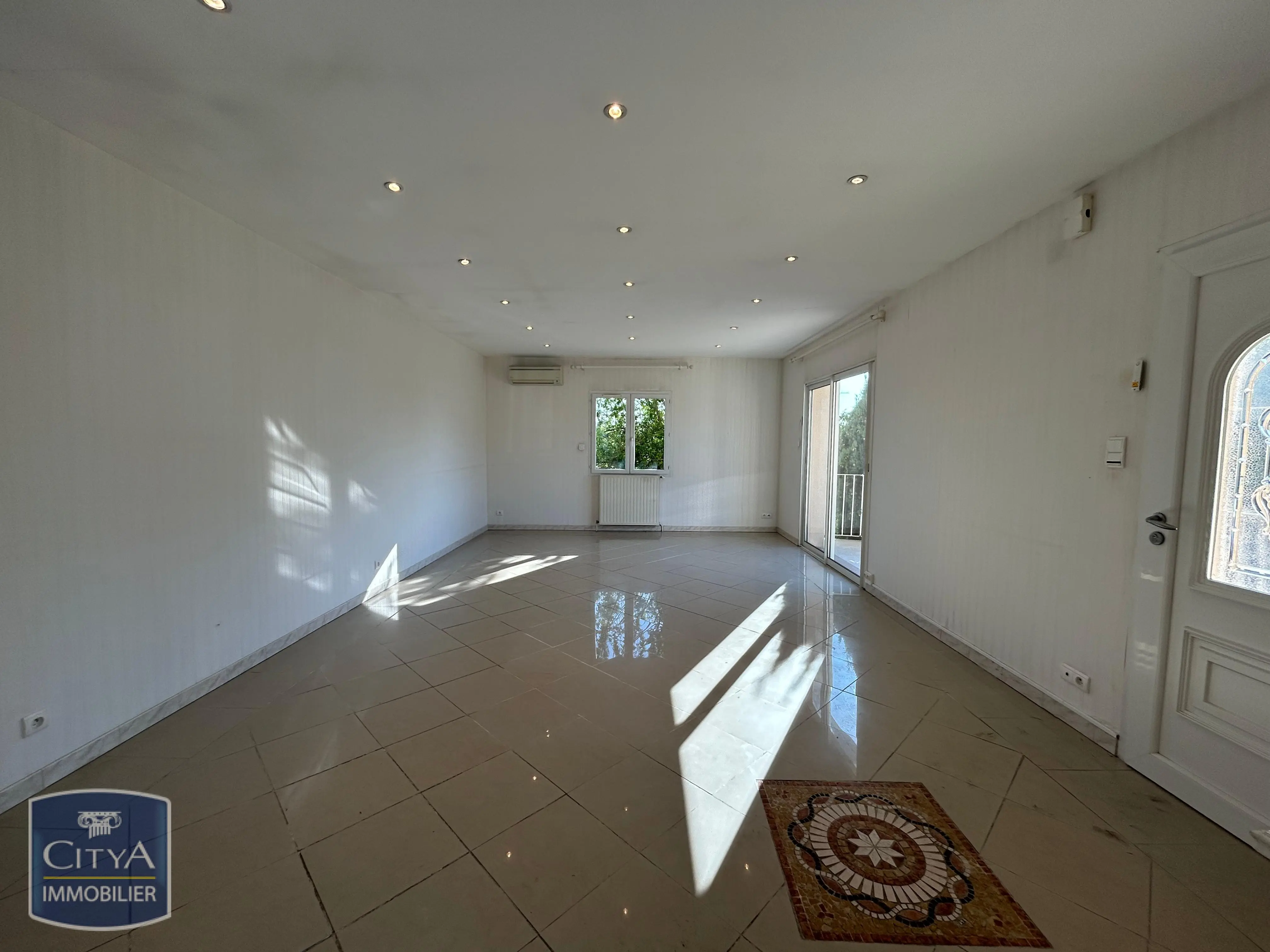 Photo 2 Maison 115.88m²