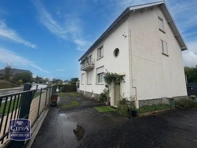 Photo 2 Immeuble 208m²