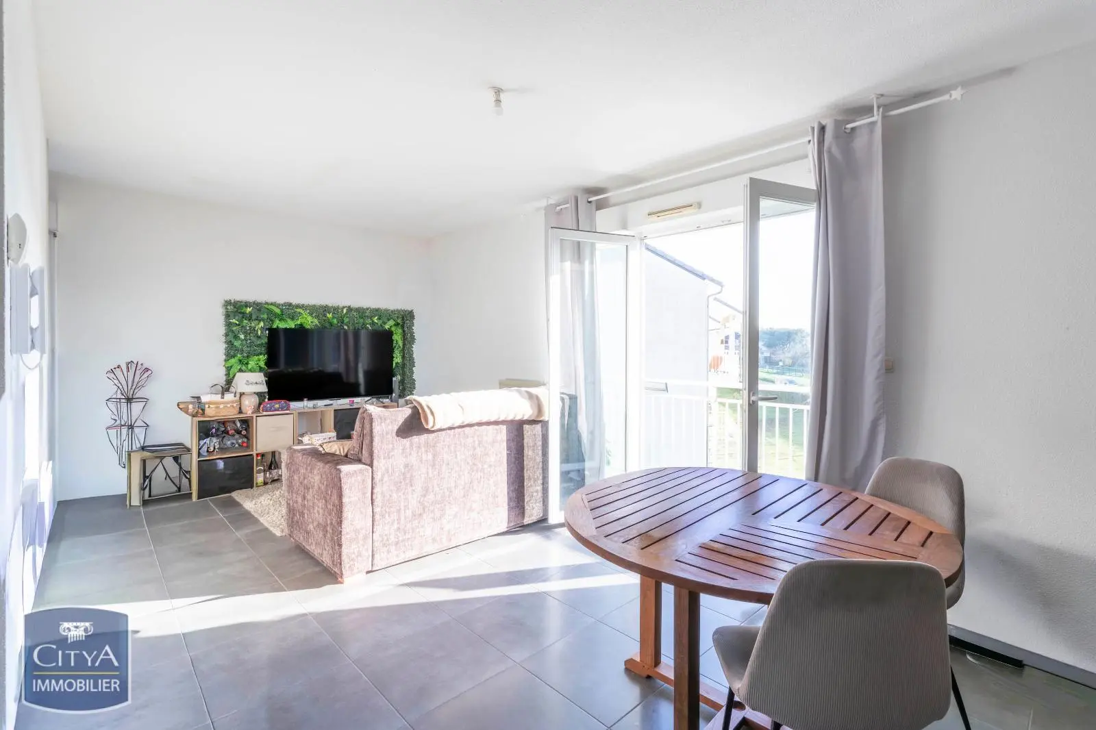 Photo 1 Appartement 2 pièces 48m²