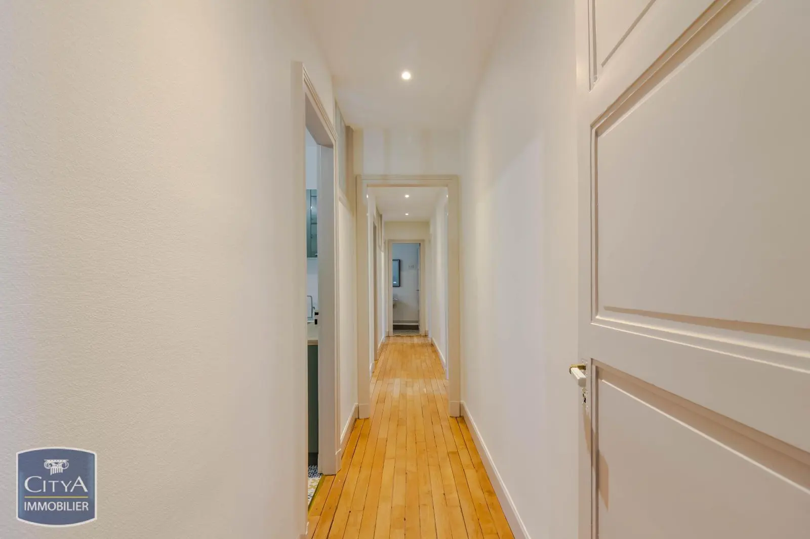 Photo 4 Appartement 4 pièces 135.98m²