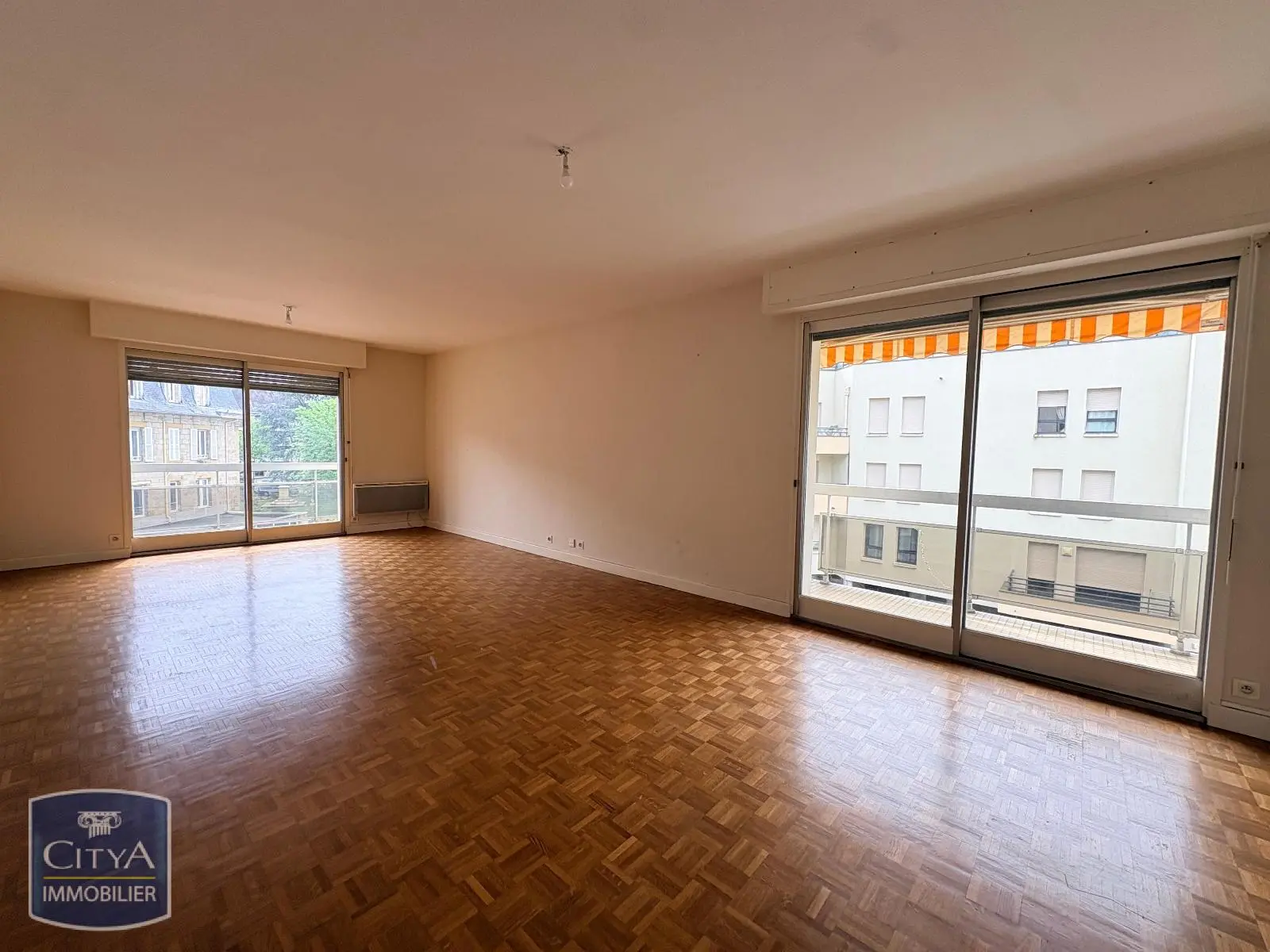 Photo 3 Appartement 5 pièces 106.24m²