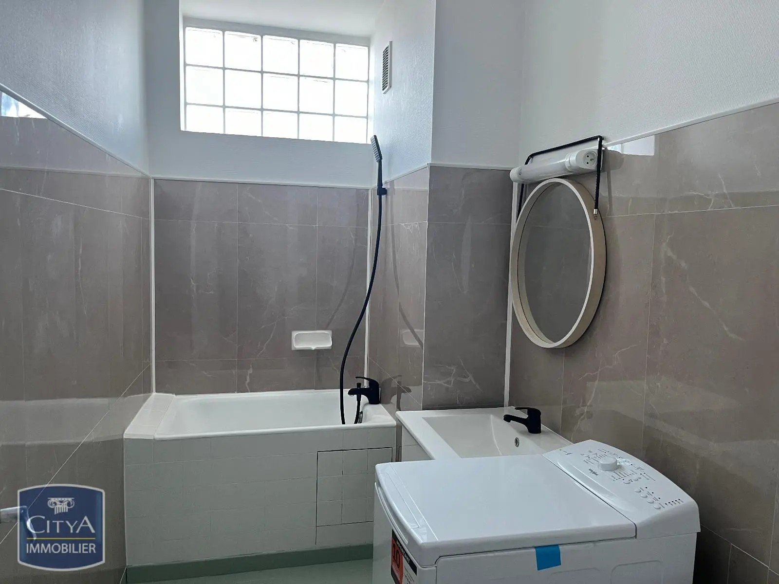 Photo 3 Appartement 1 pièce 29.86m²