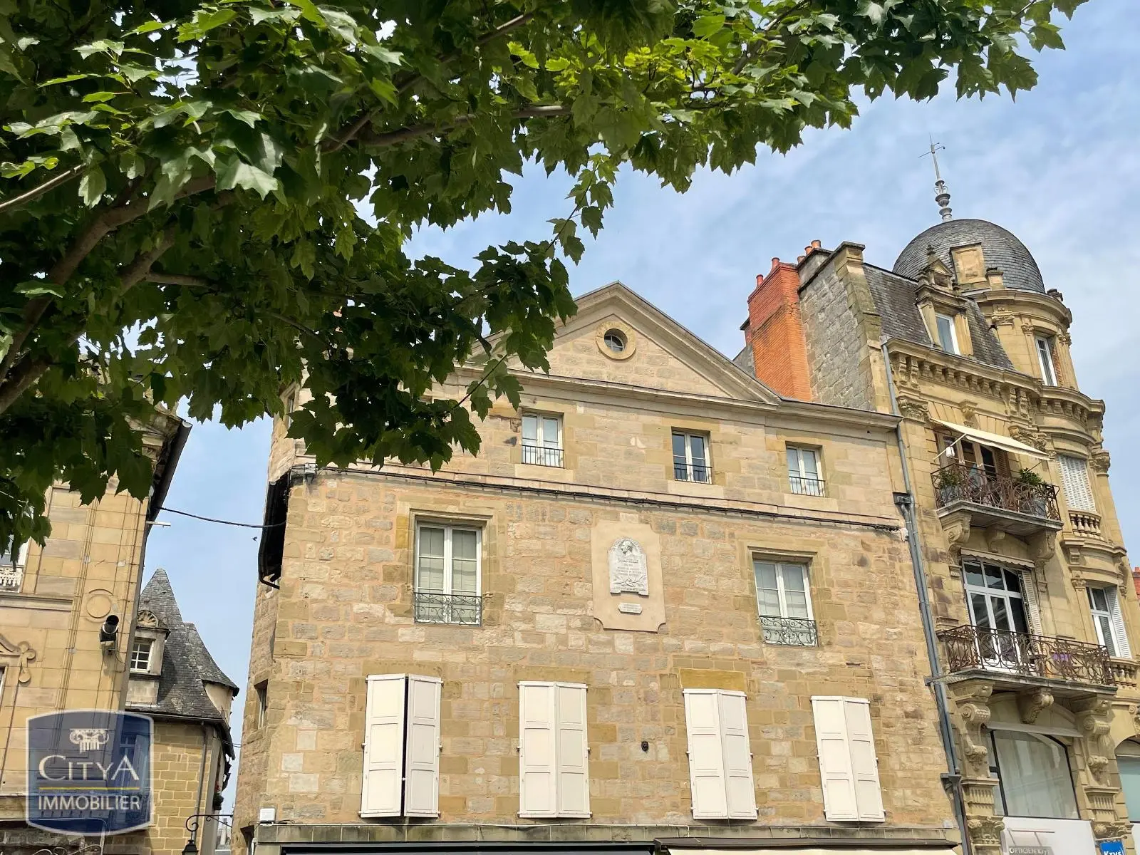 Photo 2 Appartement 5 pièces 144m²