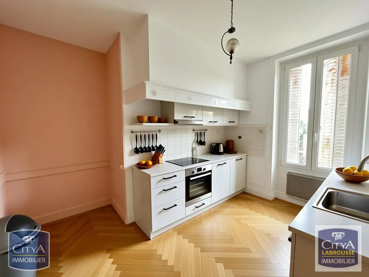 Photo 3 Immeuble 102m²