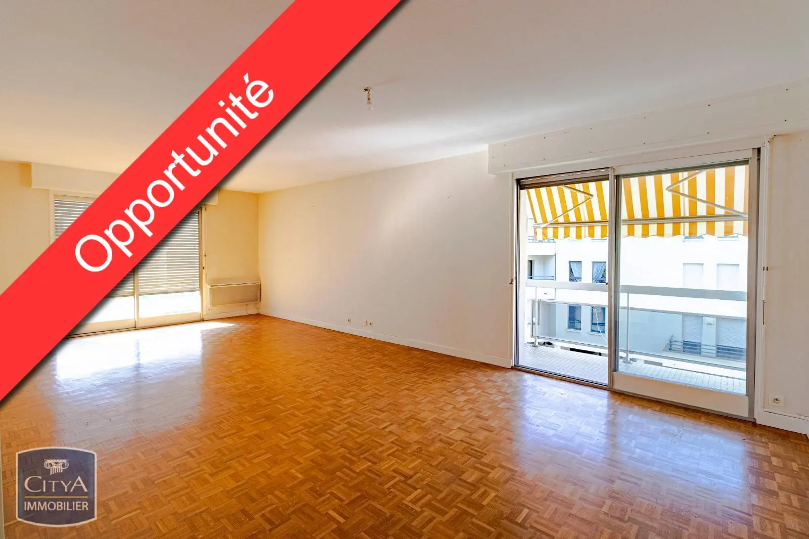 Photo 1 Appartement 5 pièces 106.24m²