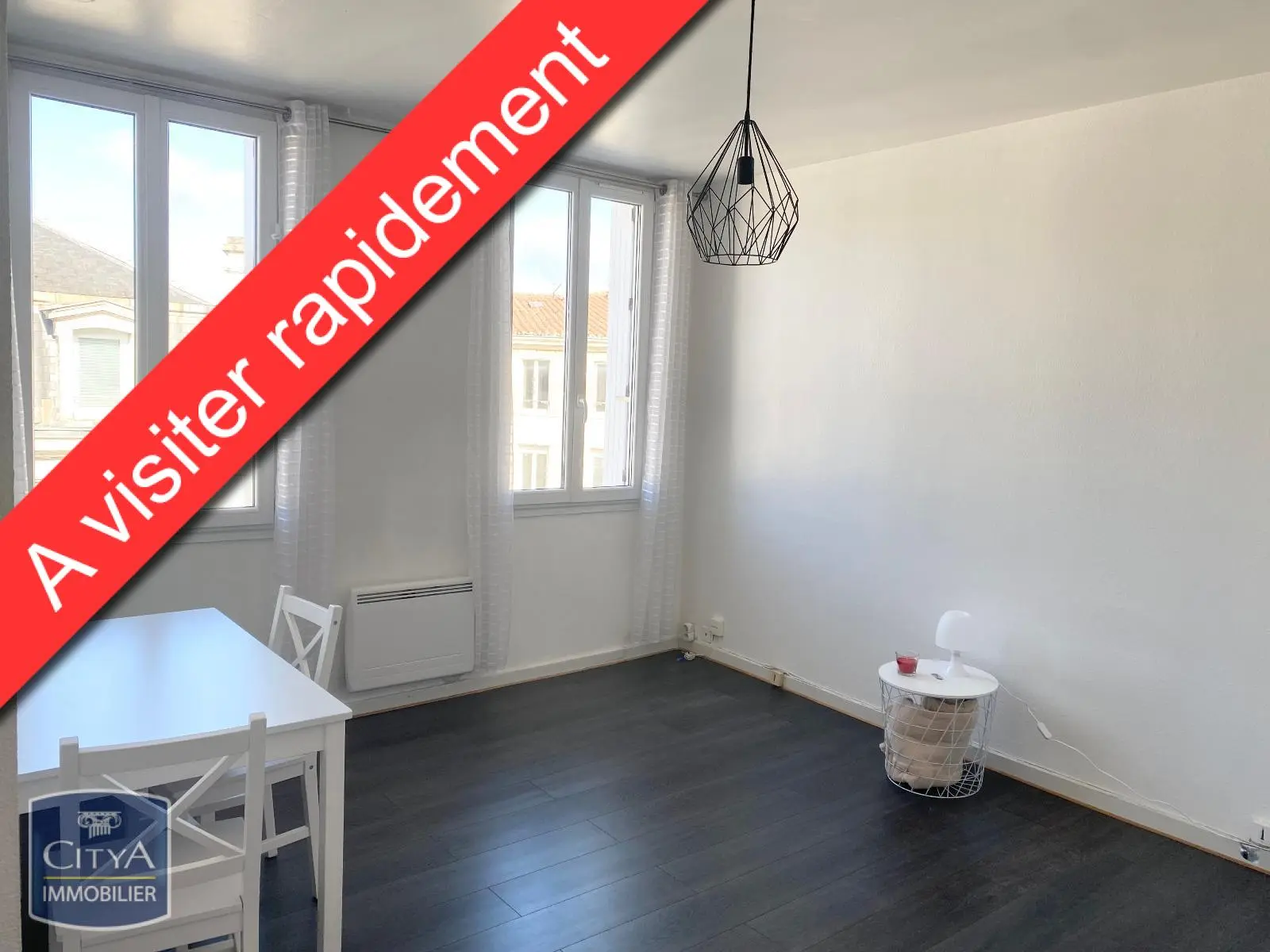 Photo 1 Appartement 1 pièce 25.63m²