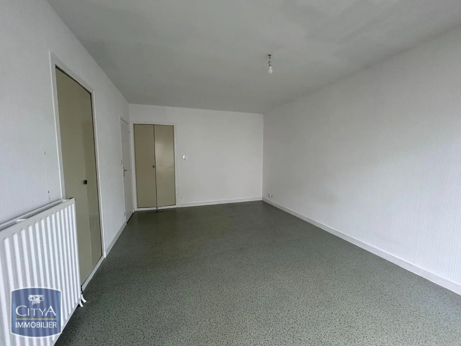 Photo 3 Appartement 1 pièce 32.98m²
