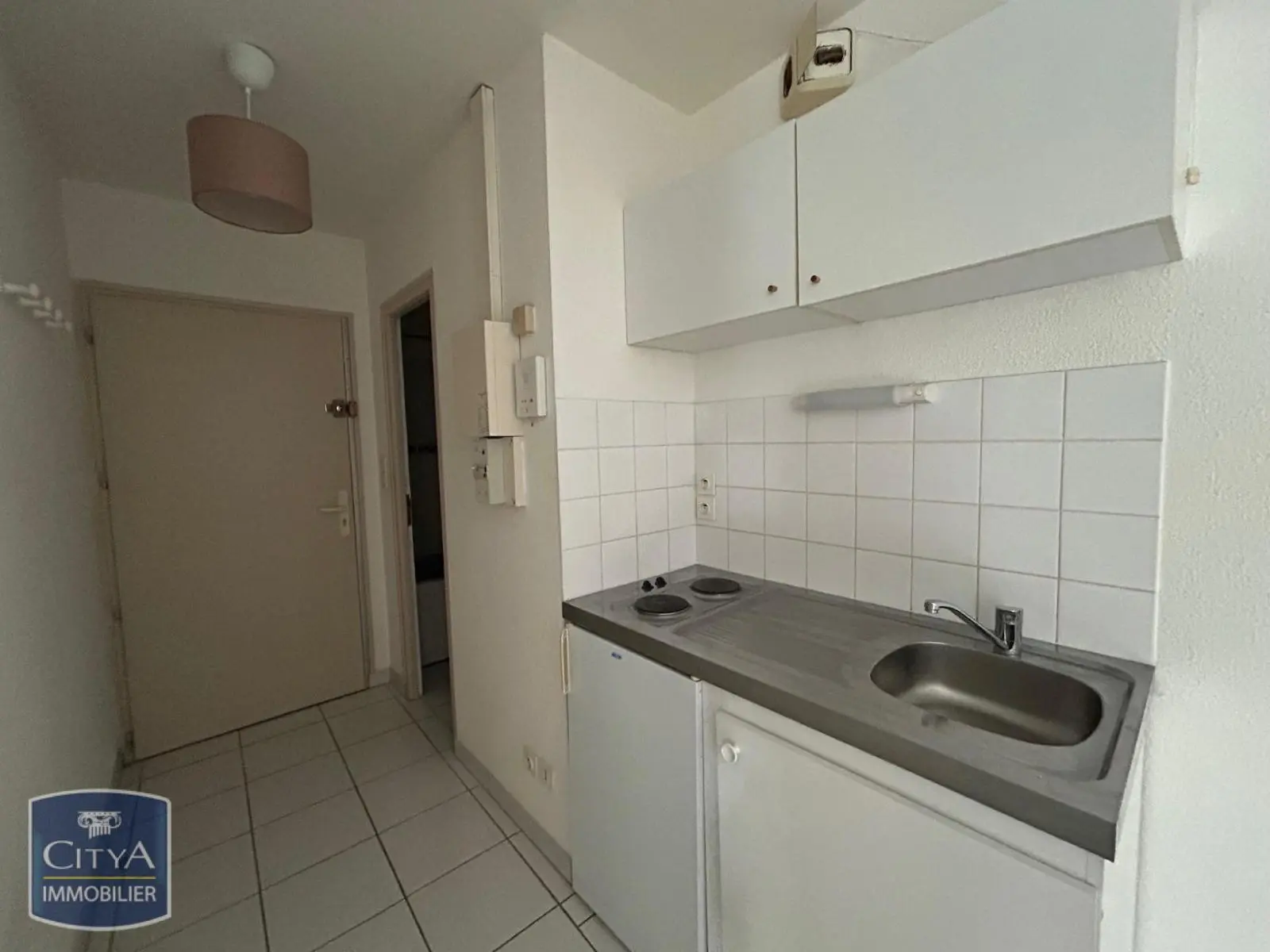 Photo 1 Appartement 1 pièce 24.16m²