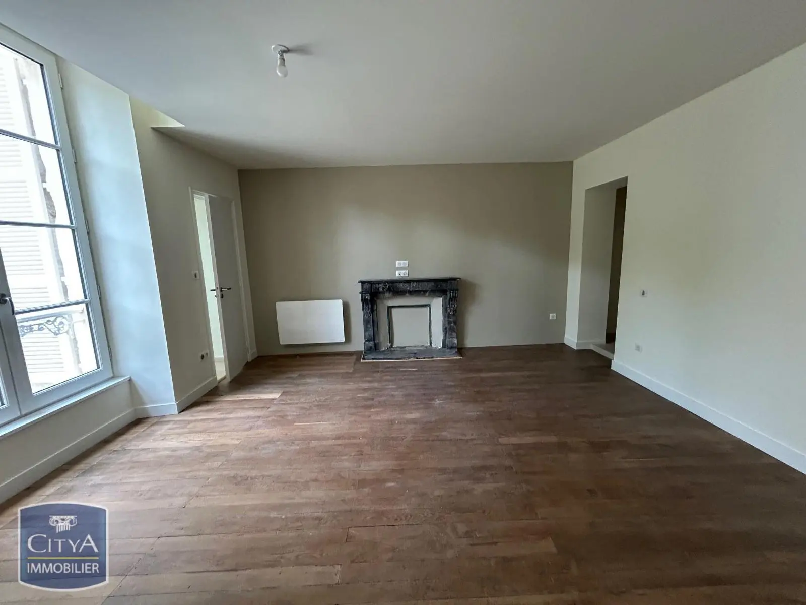 Photo 1 Appartement 1 pièce 27.6m²