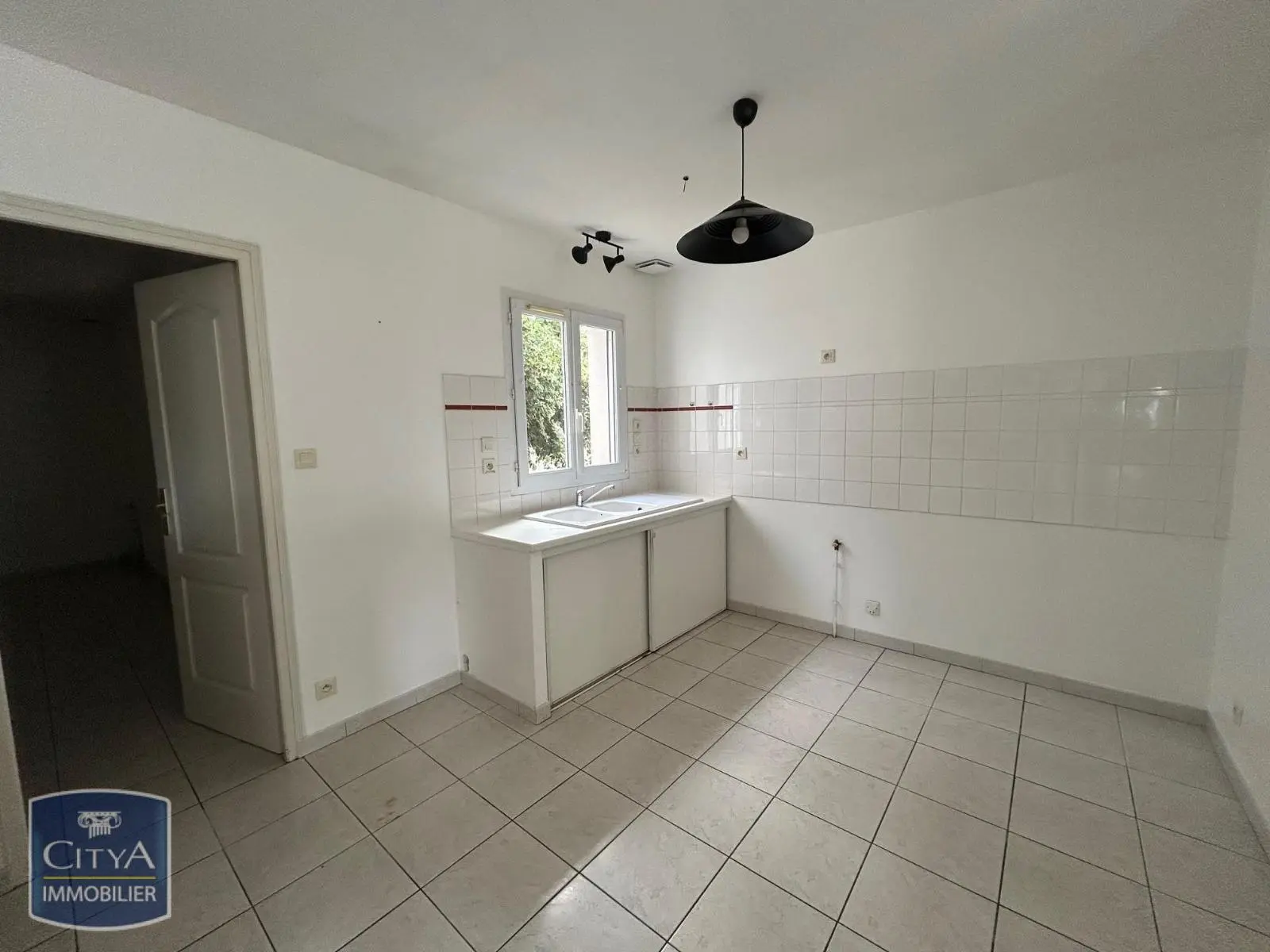 Photo 3 Maison 4 pièces 97.61m²
