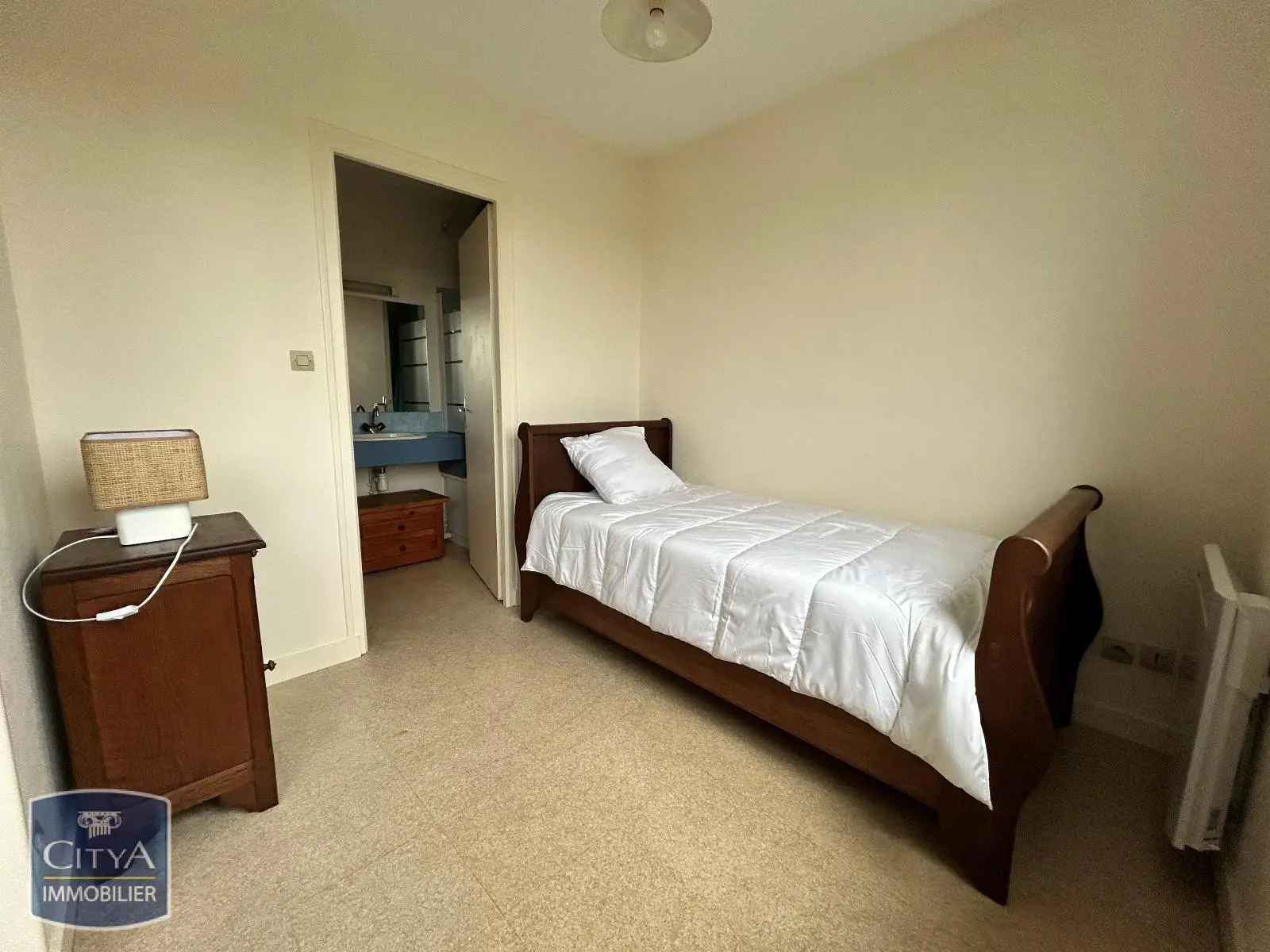 Photo 2 Appartement 1 pièce 23.87m²