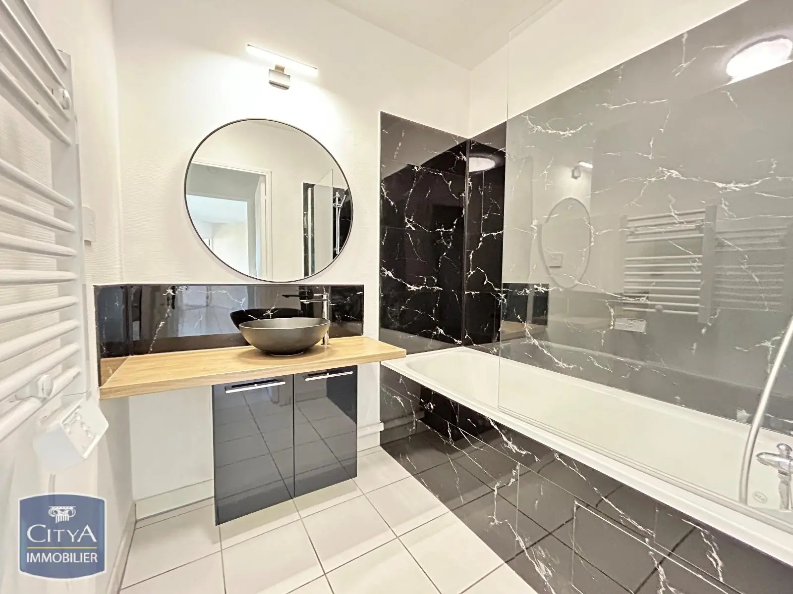Photo 1 Appartement 2 pièces 55.42m²