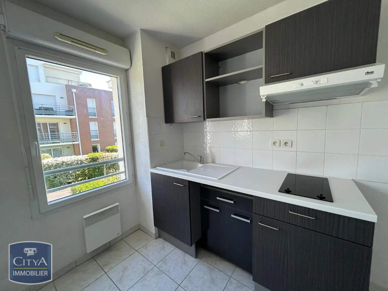 Photo 1 Appartement 1 pièce 27.97m²