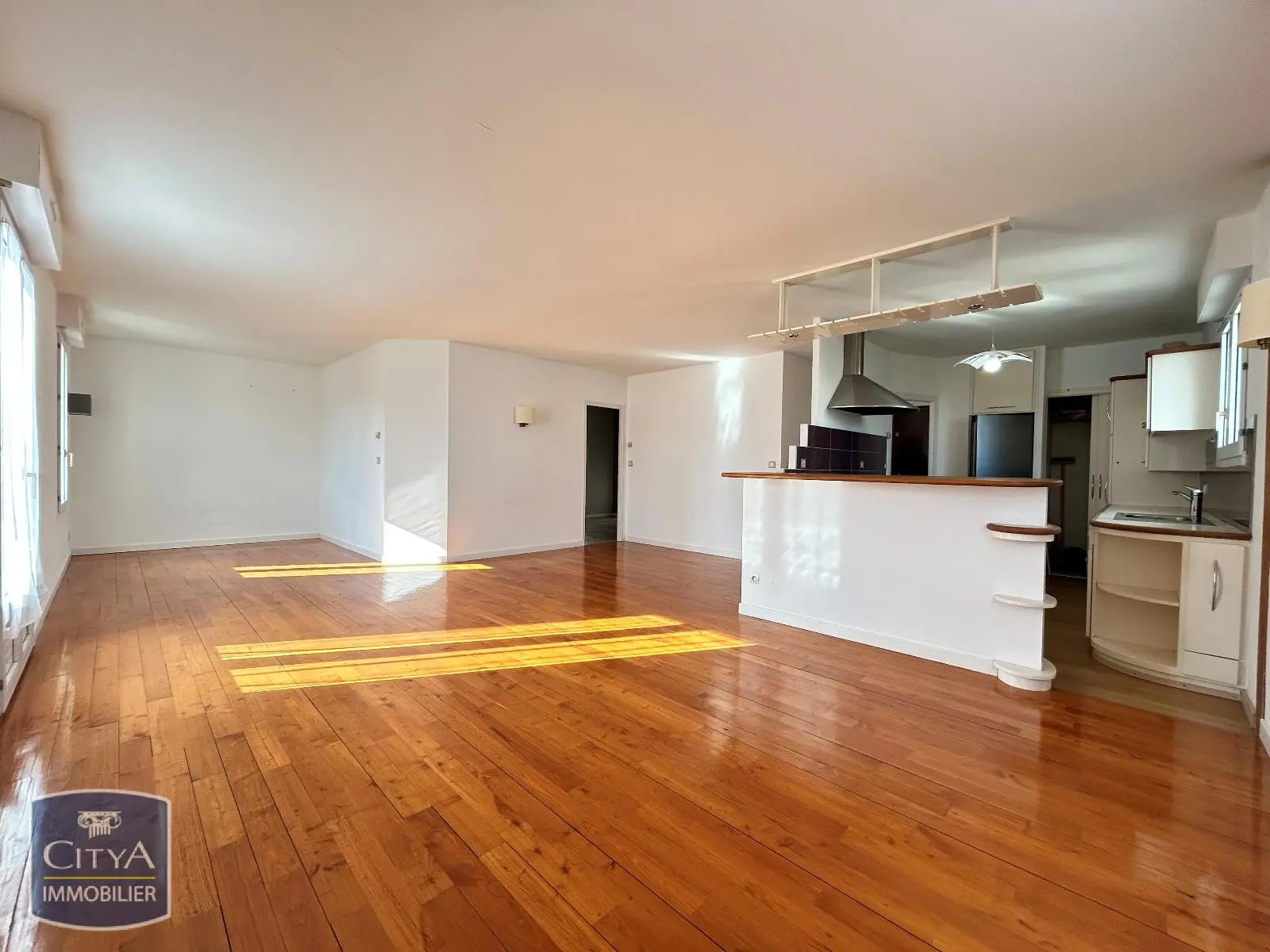 Photo 1 Appartement 2 pièces 74.87m²