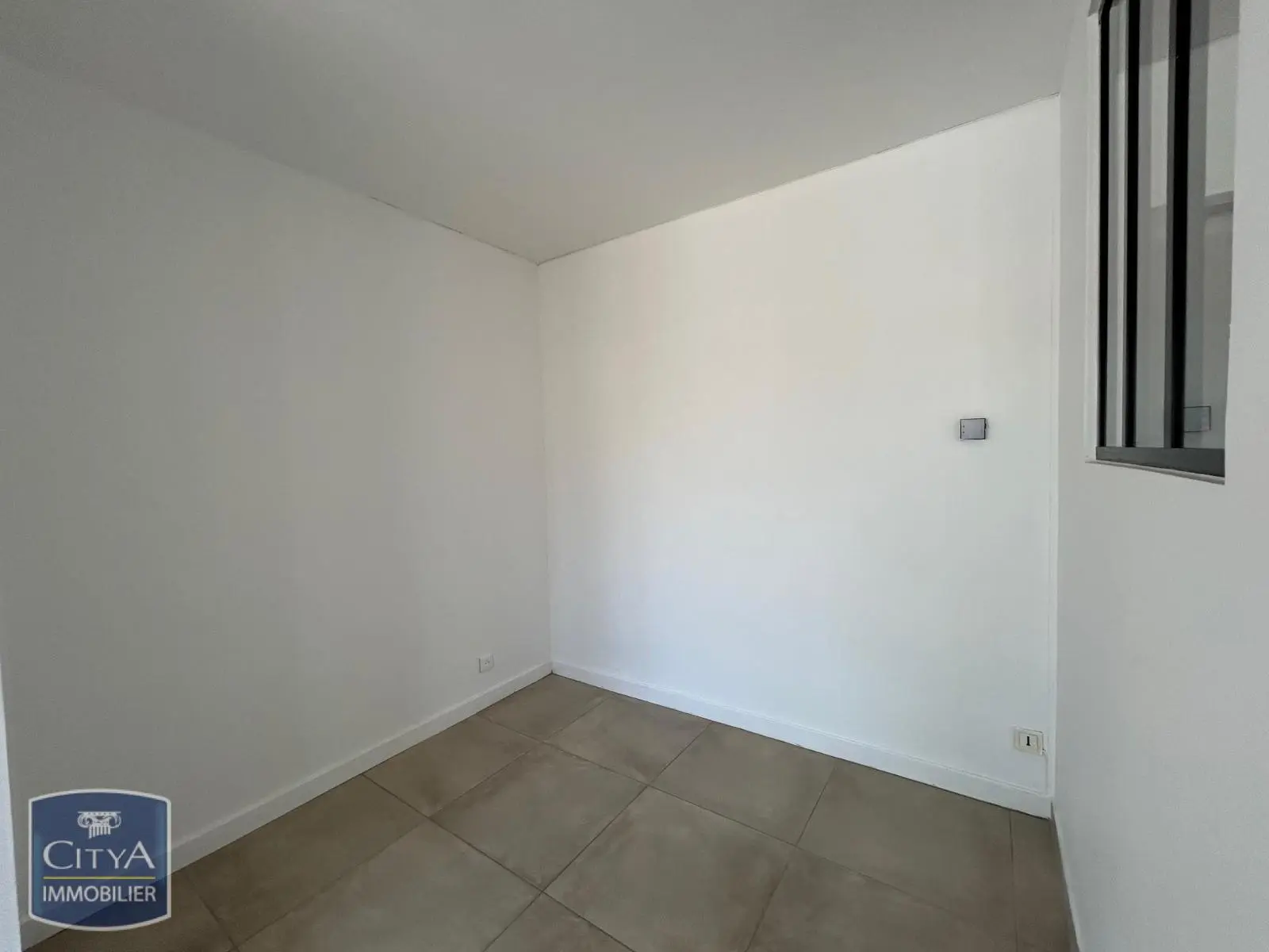 Photo 3 Appartement 1 pièce 31.16m²