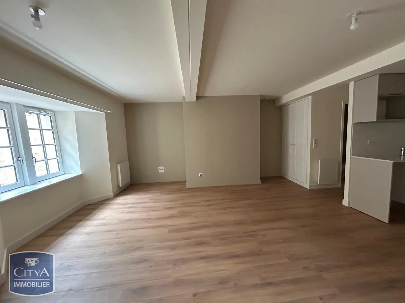 Photo 1 Appartement 4 pièces 82.29m²