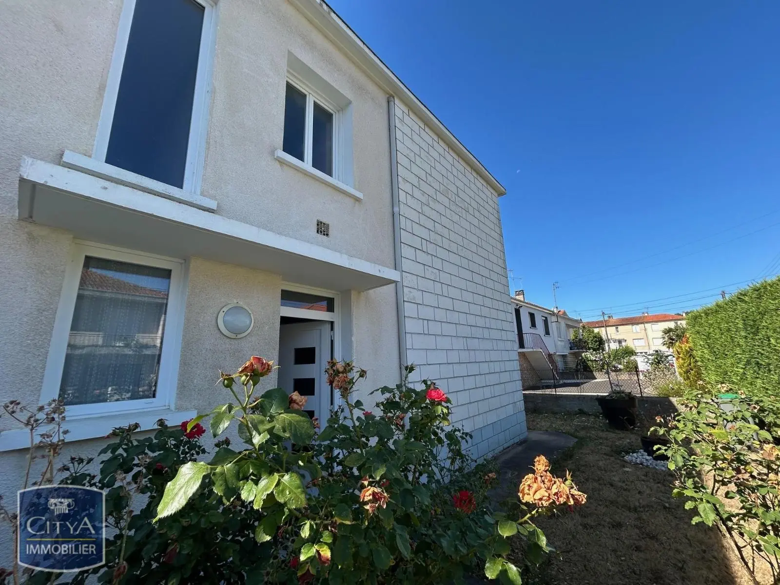 Photo 1 Maison 6 pièces 153.95m²
