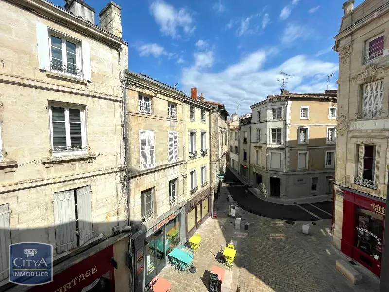 T2 A LOUER CENTRE-VILLE