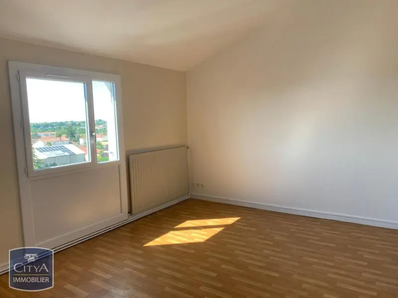 Photo 1 Appartement 1 pièce 30.82m²
