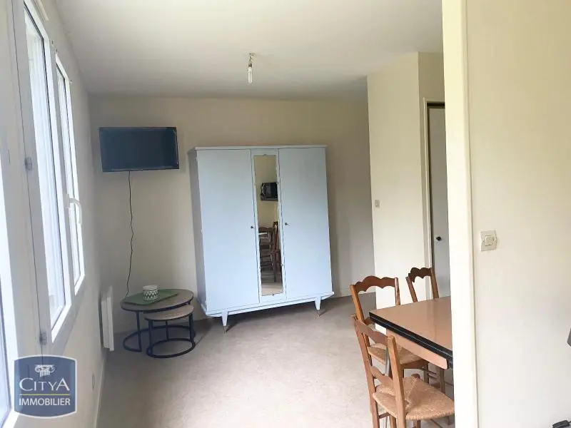 Photo 3 Appartement 1 pièce 17.7m²