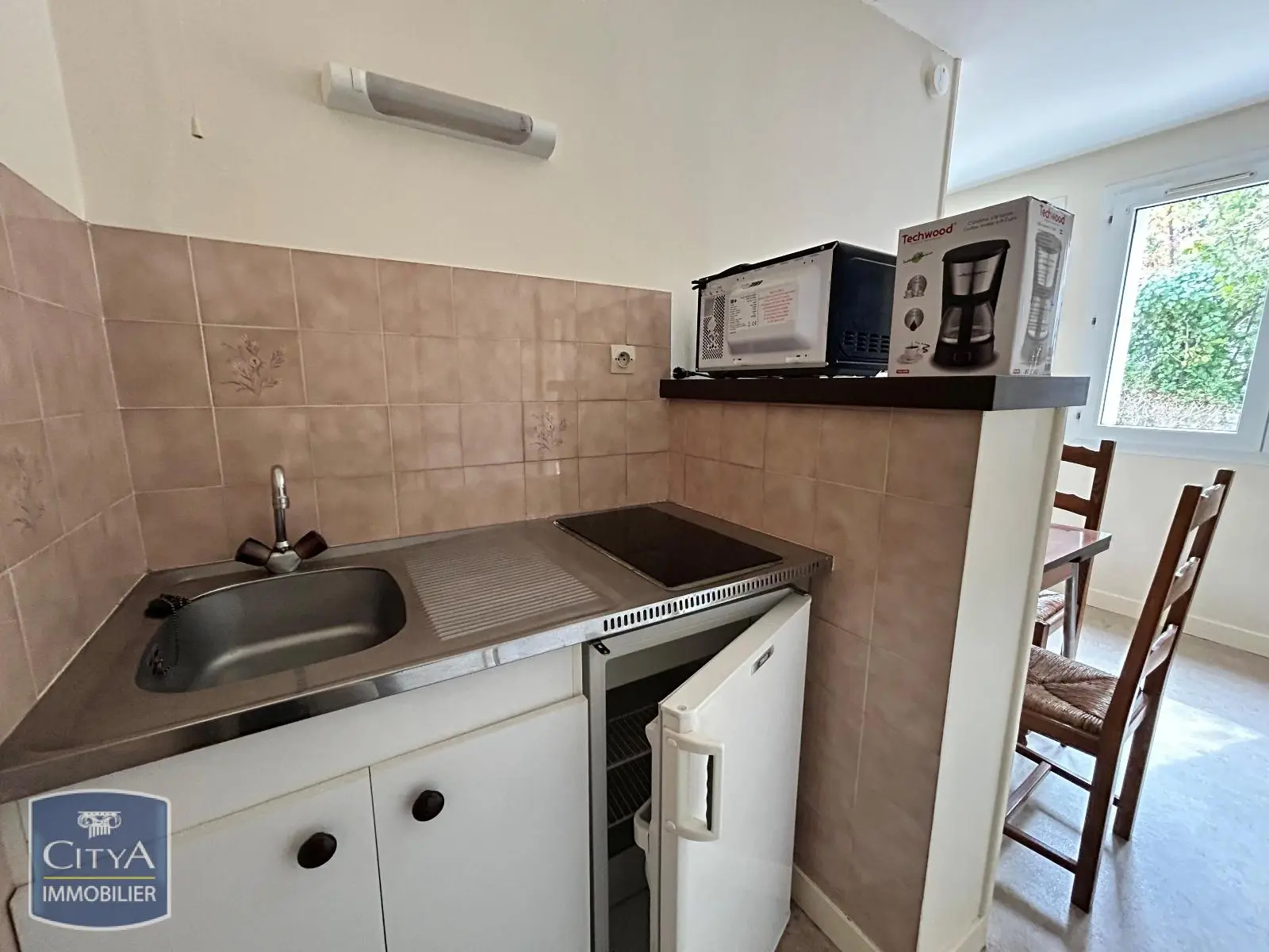 Photo 3 Appartement 1 pièce 23.56m²