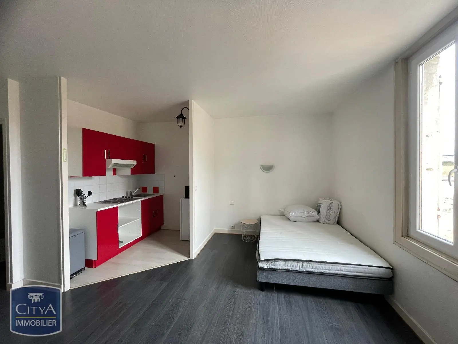 Photo 3 Appartement 1 pièce 28.12m²