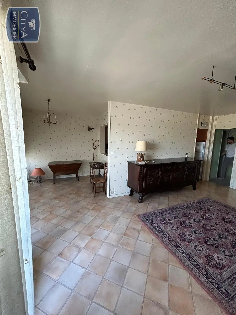 Photo 2 Appartement 4 pièces 80m²