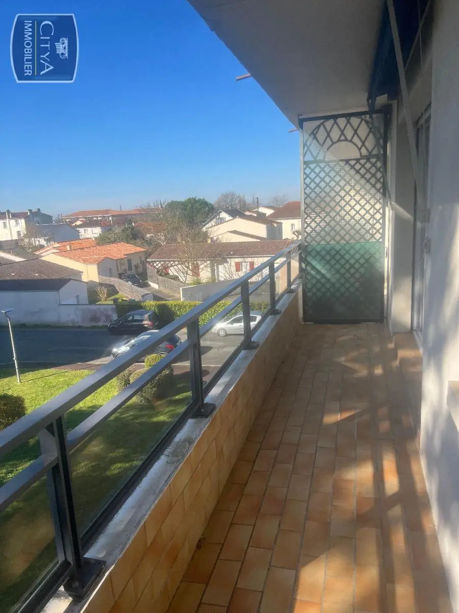 Photo 2 Appartement 4 pièces 80.17m²