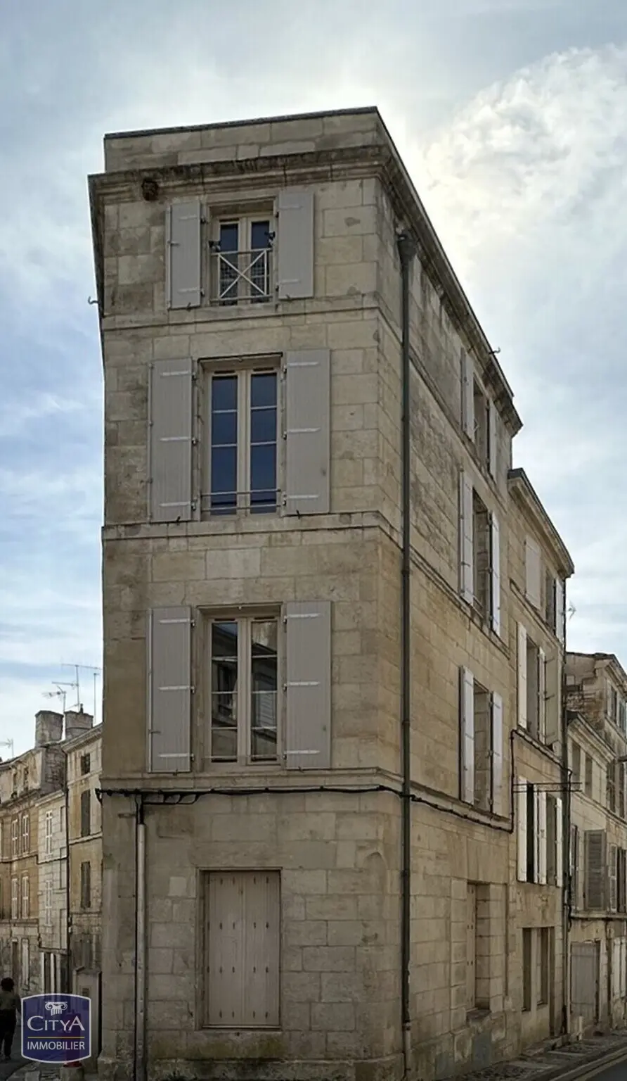 Photo 1 Appartement 1 pièce 25m²