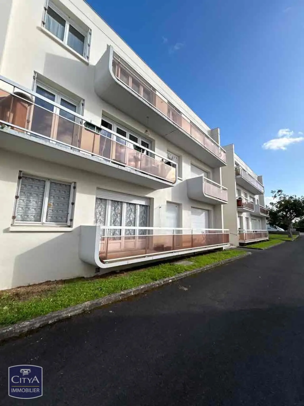Photo 1 Appartement 1 pièce 30m²