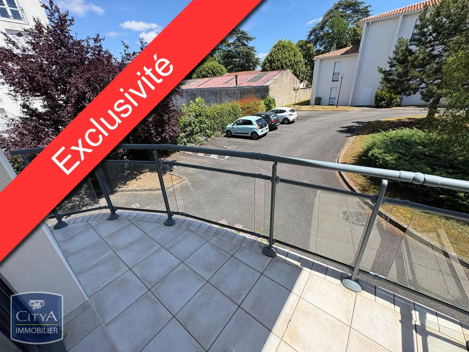 Photo 1 Appartement 1 pièce 24m²