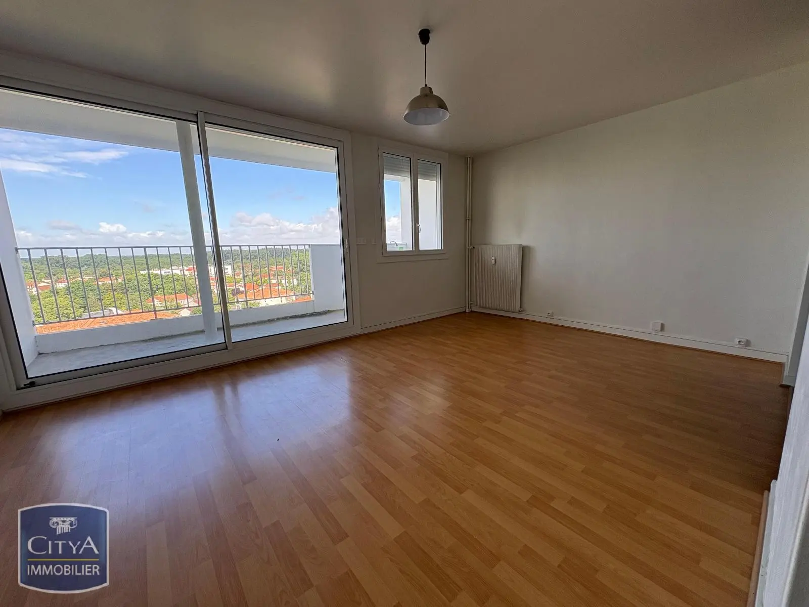 Photo 2 Appartement 1 pièce 30m²