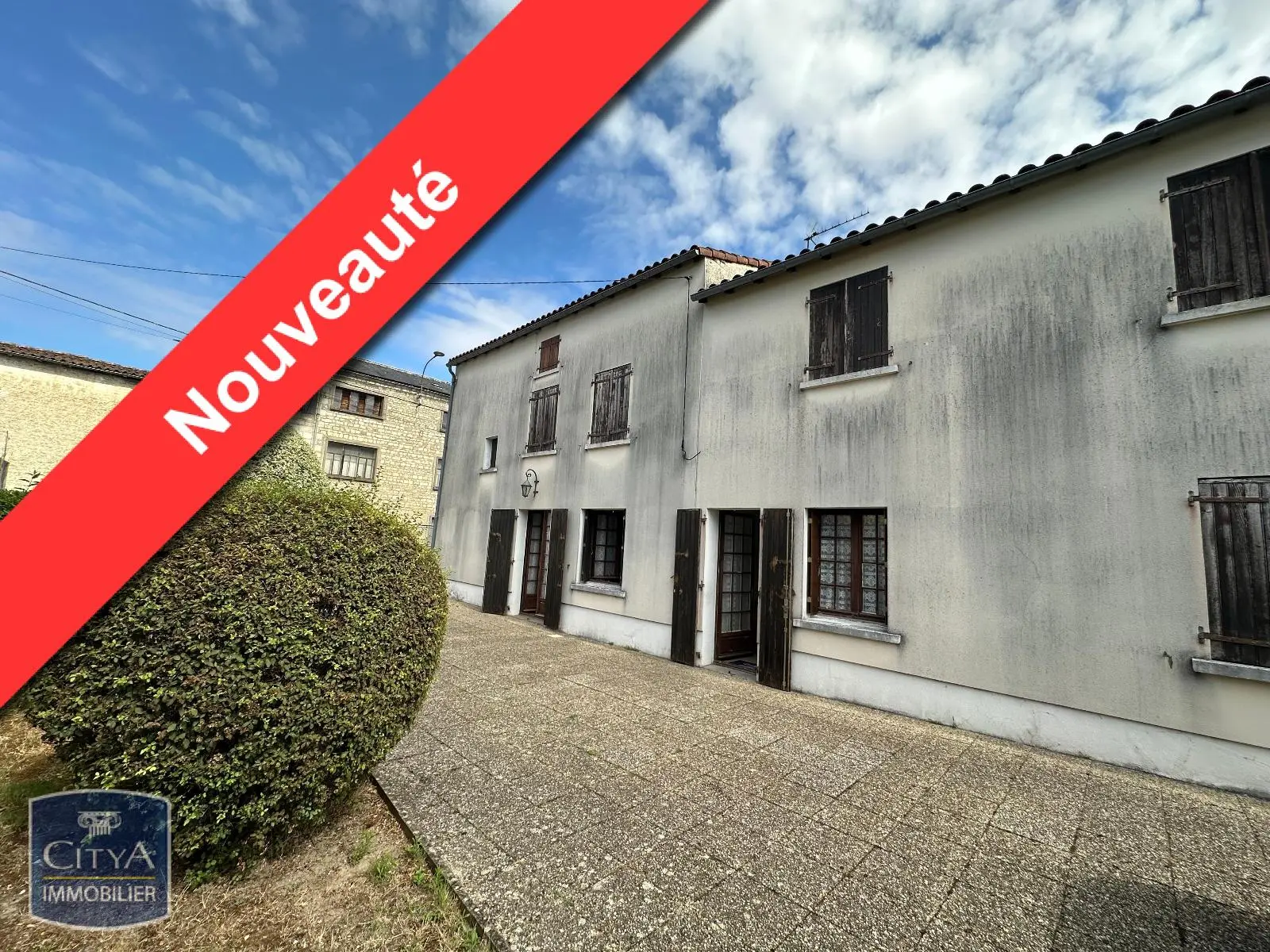 Photo 1 Maison 4 pièces 146m²