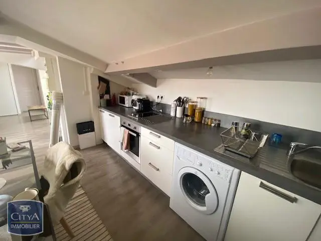 Photo 2 Appartement 1 pièce 22.56m²