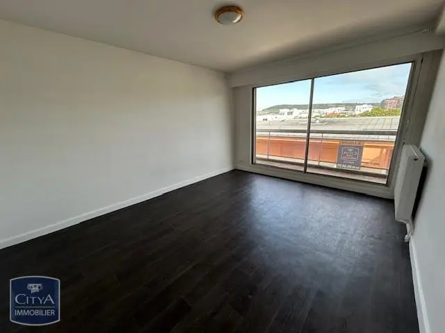 Photo 2 Appartement 1 pièce 34.4m²